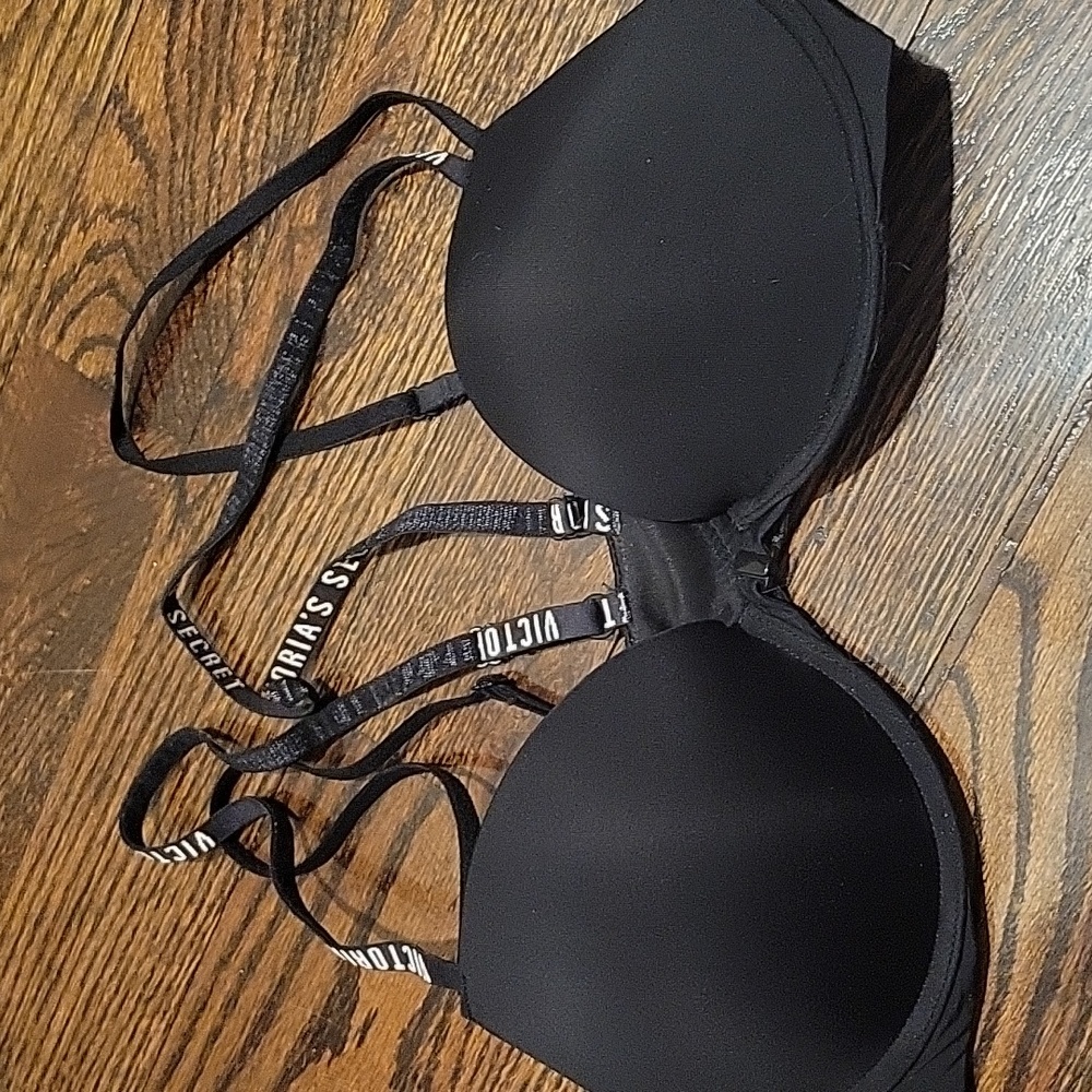 Brand new victorias secret bra